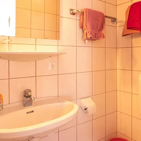 Appartement Zweibettzimmer Mit Bergblick In Wunderschoenem Tal *